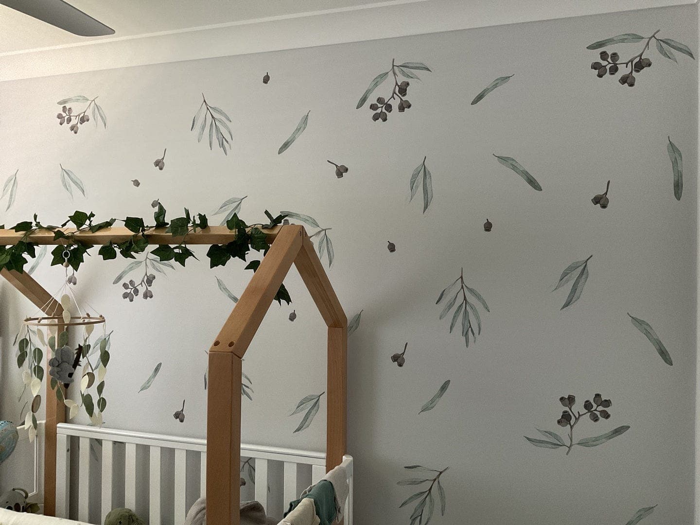 Australiana Foliage Gum Nut Leaves Wall Decals